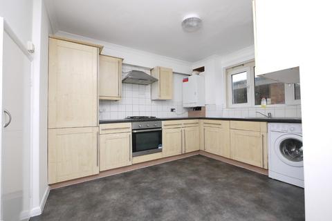 3 bedroom flat to rent, Maryland Street, London, E15