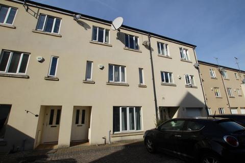 6 bedroom terraced house to rent, Jekyll Close, Bristol BS16