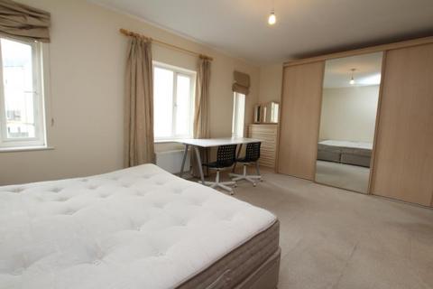 6 bedroom terraced house to rent, Jekyll Close, Bristol BS16