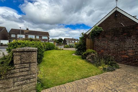 4 bedroom detached bungalow for sale, St. Ronans Drive, Whitley Bay NE26