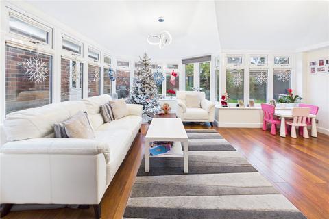 4 bedroom detached house for sale, Cavalry Close, Thatcham, Berkshire, RG19