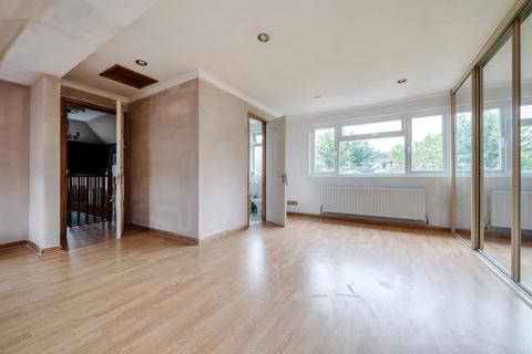 5 bedroom semi-detached house for sale, New Barnet,  Barnet,  EN5