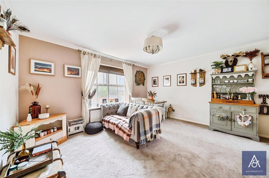 Living/Dining Room