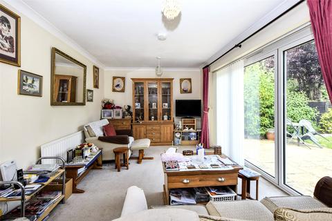 4 bedroom bungalow for sale, Farnborough, Hampshire GU14