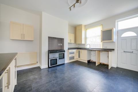 4 bedroom terraced house for sale, Clough Street, Leeds, LS27
