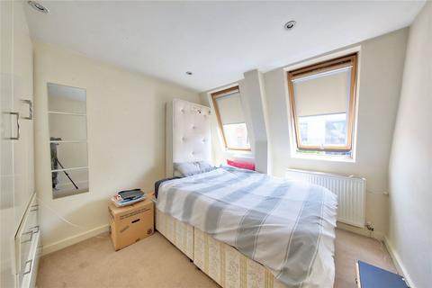 2 bedroom apartment to rent, Howards Yard, SW18