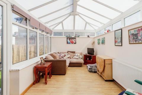 47 Chester Close, Shotton, Deeside, CH5 1AY