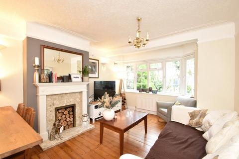 2 bedroom maisonette for sale, Castleview Road, Weybridge, KT13