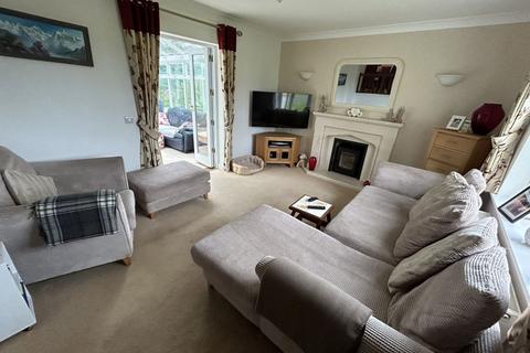 4 bedroom detached house for sale, Eluneds Drive, Brecon, LD3