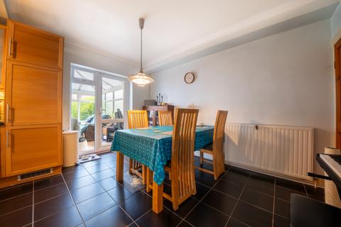 7 Tyzack Road, Sheffield, S8 0GL
