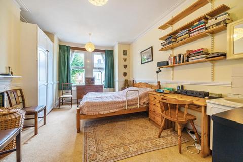 3 bedroom semi-detached house for sale, Clonmore Street, Southfields