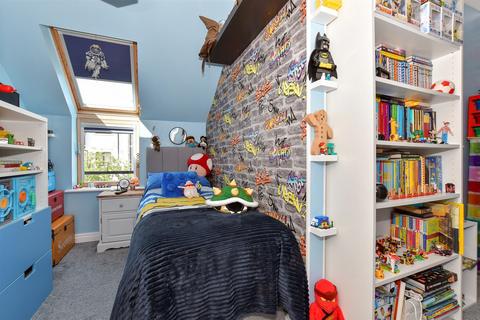 95 Downsview, Sandown, PO36 9NY