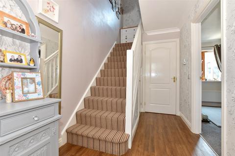 95 Downsview, Sandown, PO36 9NY