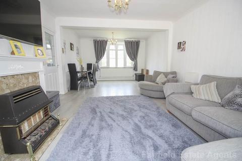 3 bedroom semi-detached house for sale, Muirfield Road, South Oxhey