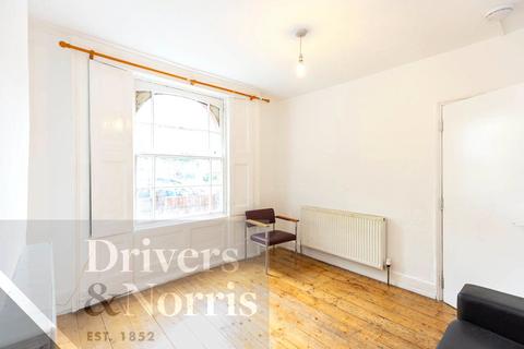 4 bedroom terraced house to rent, Mitford Road, Archway, London, N19