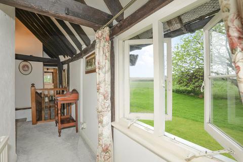 3 bedroom cottage for sale, Stone Street, Petham, CT4