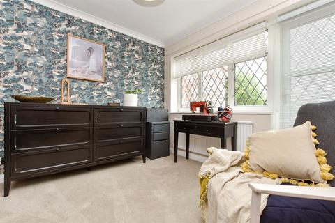4 bedroom semi-detached house for sale, Dewlands, Godstone, Surrey