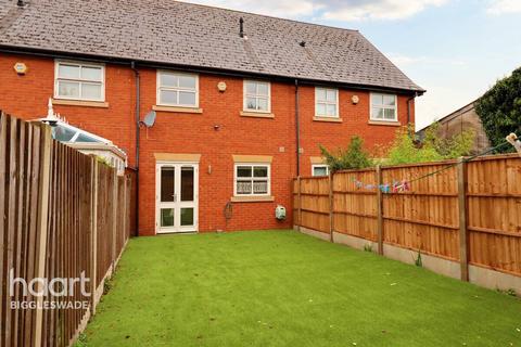 3 bedroom terraced house for sale, Watkin Walk, Biggleswade