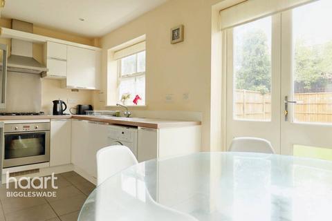 3 bedroom terraced house for sale, Watkin Walk, Biggleswade