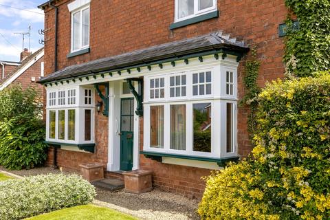 4 bedroom detached house for sale, Abberley, Worcester, Worcestershire, WR6