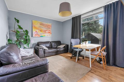 2 bedroom villa to rent, Crewe Road North, Crewe Toll, Edinburgh, EH5