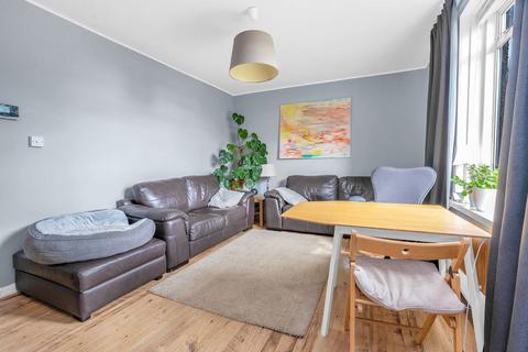 2 bedroom villa to rent, Crewe Road North, Crewe Toll, Edinburgh, EH5