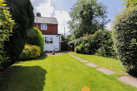 2 bedroom end of terrace house for sale, No Onward Chain In Flimwell