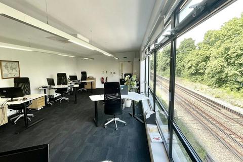Office to rent, Office Available In Richmond, 121 Sandycombe Road, Richmond, Richmond, TW9 2AD