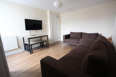 1 bedroom in a flat share to rent, Newcastle, Newcastle NE2