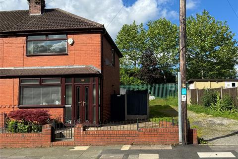 2 bedroom end of terrace house for sale, Stanley Road, Chadderton, Oldham, OL9