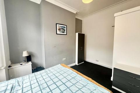 1 bedroom in a house share to rent, North Street, Stoke-On-Trent ST4