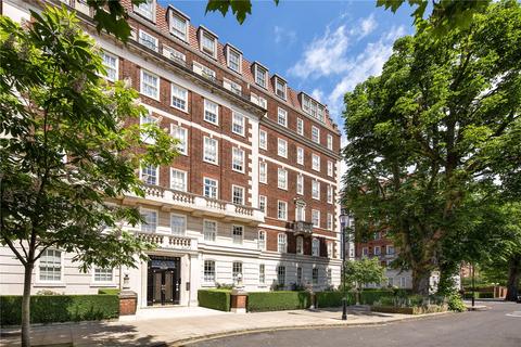 47 Campden Hill Gate, London, W8 7QJ