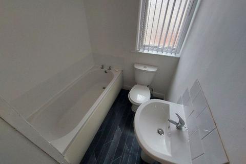 2 bedroom terraced house to rent, Edward Street, Middlesbrough TS3