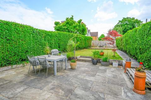 undefined, Dudley Road, WALTON-ON-THAMES, KT12