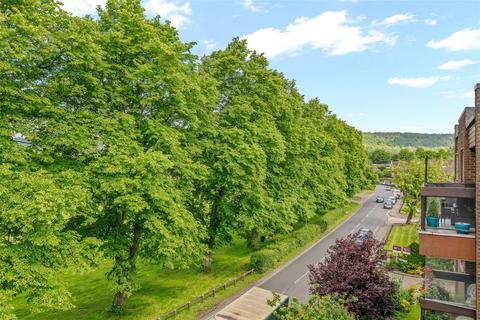 2 bedroom flat for sale, Church Lane, Oxted, Surrey, RH8