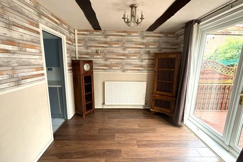 13 Adlington Way, Denton, Manchester, M34 7EG