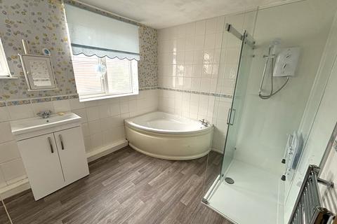 13 Adlington Way, Denton, Manchester, M34 7EG