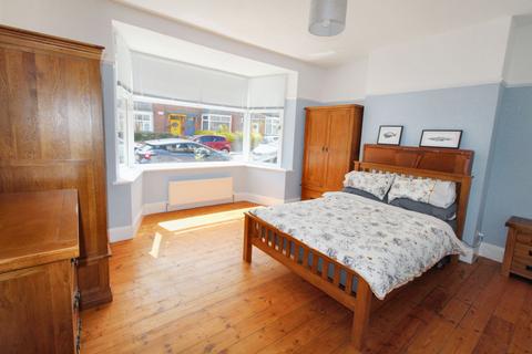 2 bedroom ground floor flat for sale, Rokeby Terrace, Heaton, Newcastle upon Tyne, Tyne and Wear, NE6 5SU