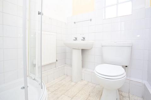 8 Myrtle Road, Folkestone, CT19 6EE