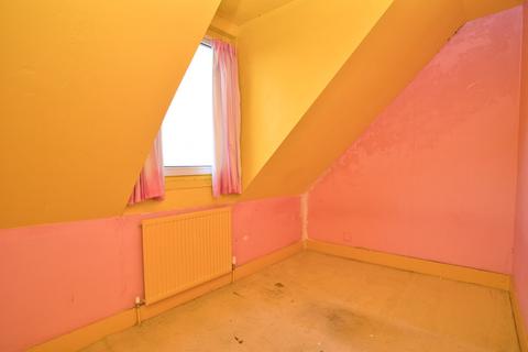 8 Myrtle Road, Folkestone, CT19 6EE