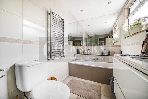 60 Dittisham Road, London, SE9 4BH