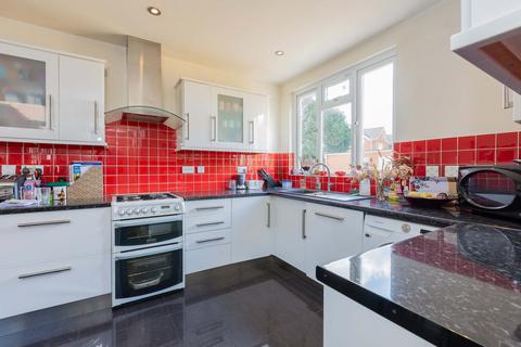 4 bedroom detached house for sale, Langley Road, Langley SL3