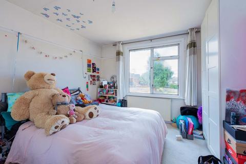 52 Langley Road, Slough, SL3 7AD