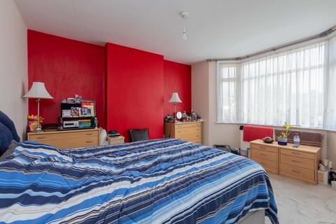 52 Langley Road, Slough, SL3 7AD