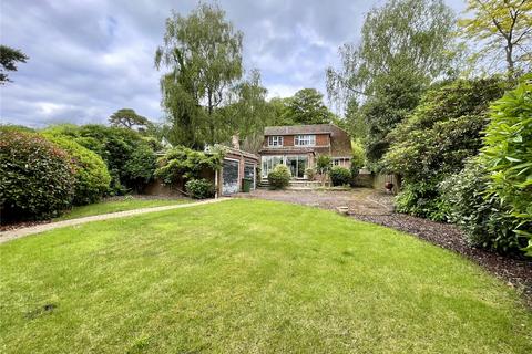 3 bedroom detached house for sale, Hinton Wood Avenue, Christchurch BH23
