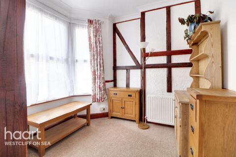 18 Beresford Road, Southend-on-sea, SS1 2TW