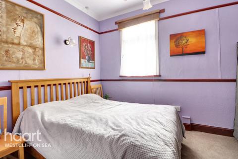 18 Beresford Road, Southend-on-sea, SS1 2TW