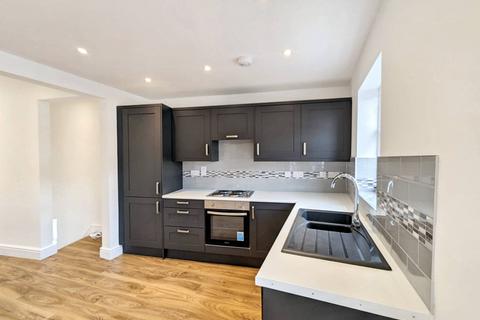 1 bedroom flat to rent, Pond Road, London E15