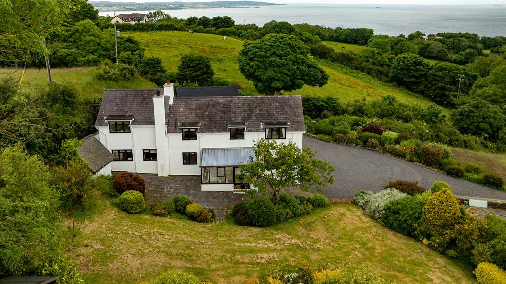 Ty'n Y Berth, Llanddona, Anglesey, LL58 3 bed detached house for sale