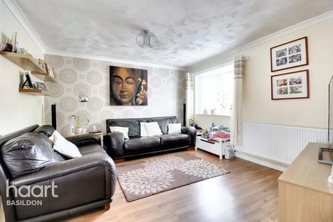 2 bedroom end of terrace house for sale, Eastbrooks Place, Basildon